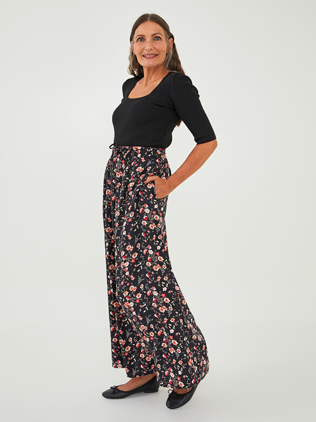 Elastic Waist Flower A-Cut Belmando Fabric Women's Skirt-2