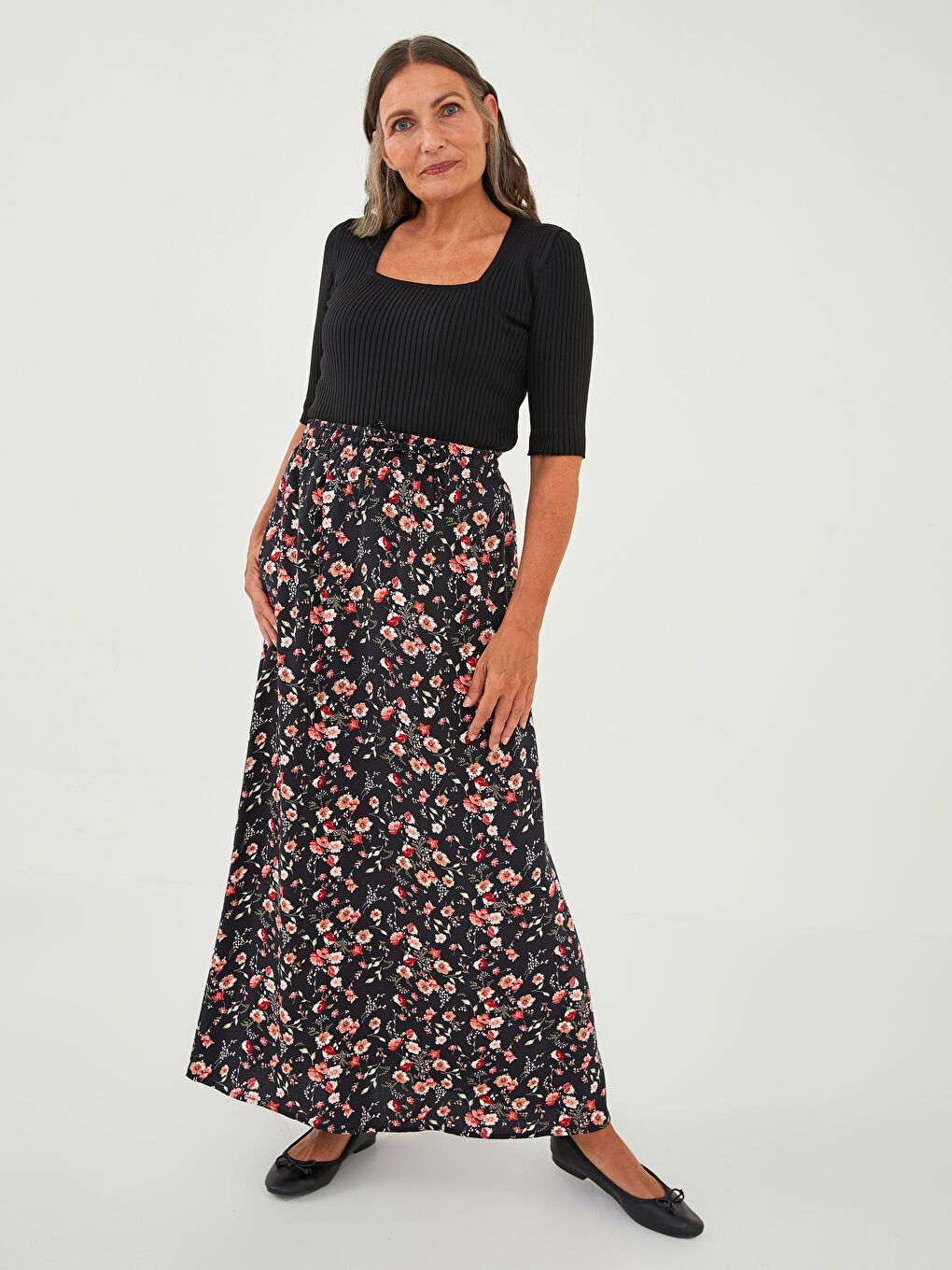 Elastic Waist Flower A-Cut Belmando Fabric Women's Skirt-1