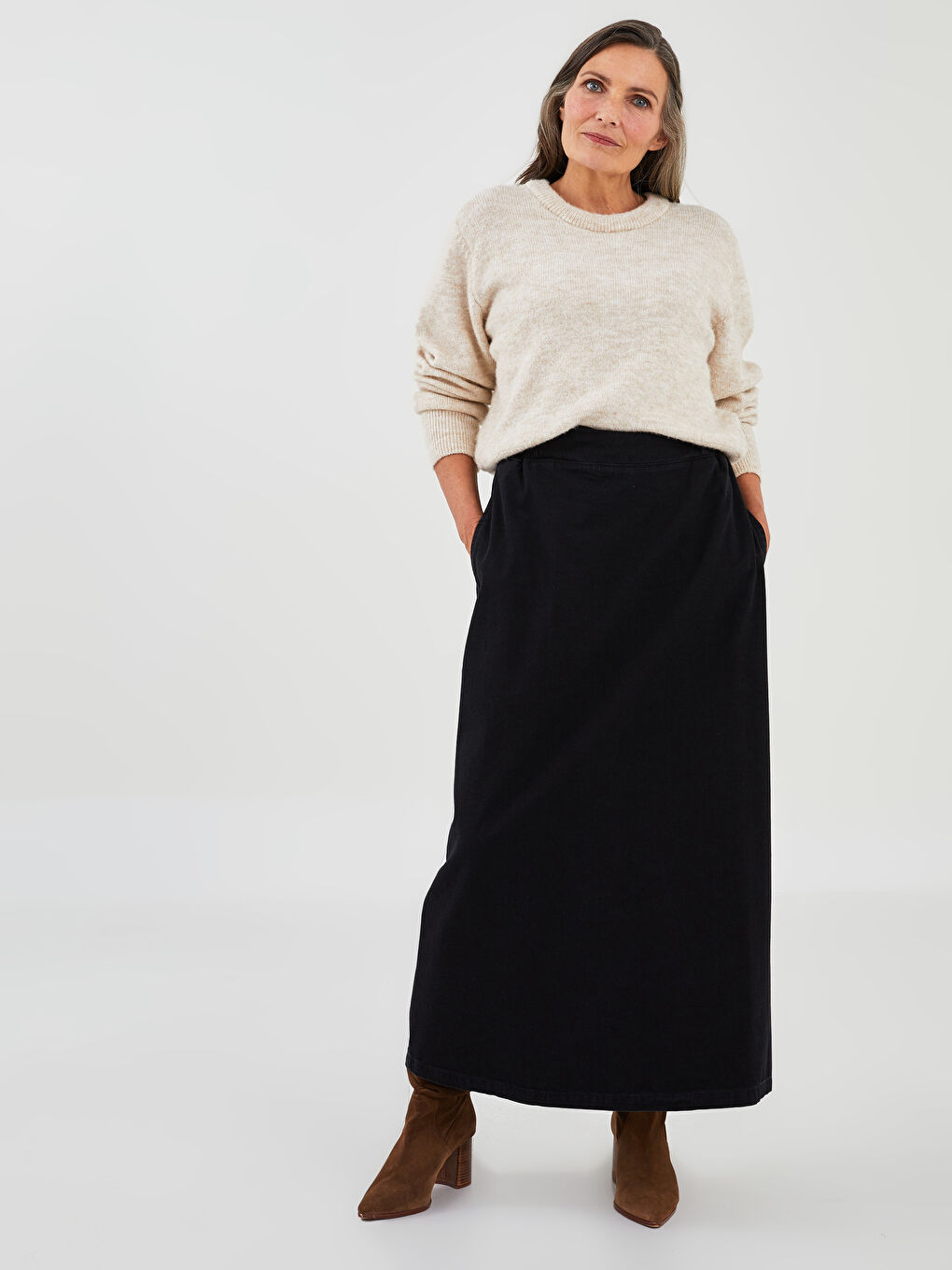 Elasticated Waist Loose Fit Women's Denim Skirt-2