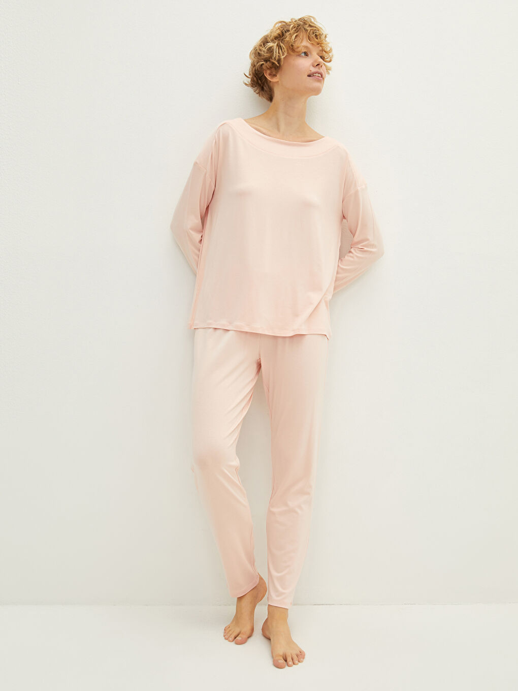 LCW DREAM Boat Neck Plain Long Sleeve Viscose Women's Pajamas Set -W18478Z8-JQ4