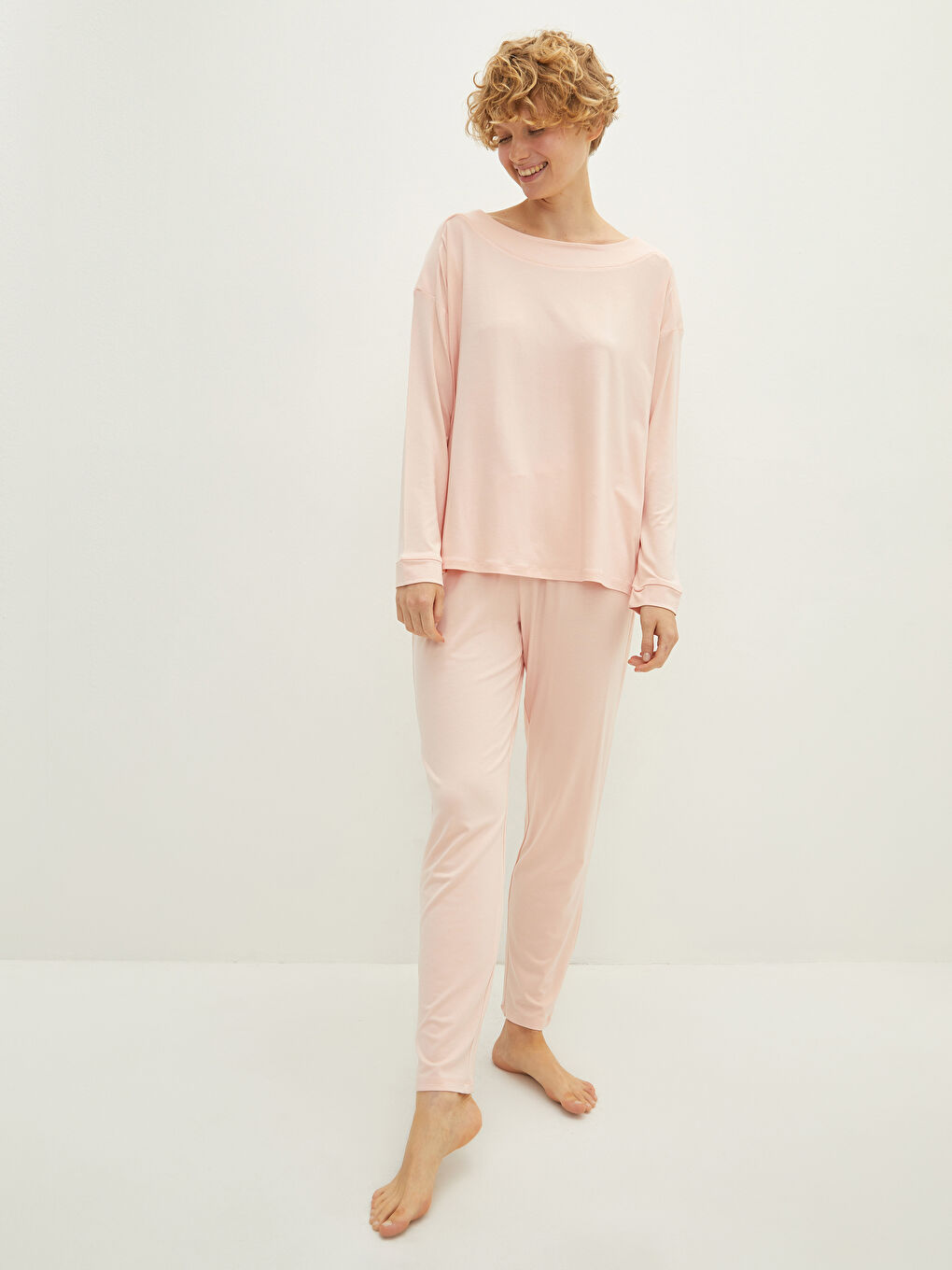 LCW DREAM Boat Neck Plain Long Sleeve Viscose Women's Pajamas Set -W18478Z8-JQ4