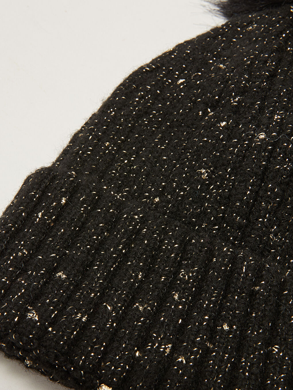 Pompom Detailed Women's Tricot Beanie-3