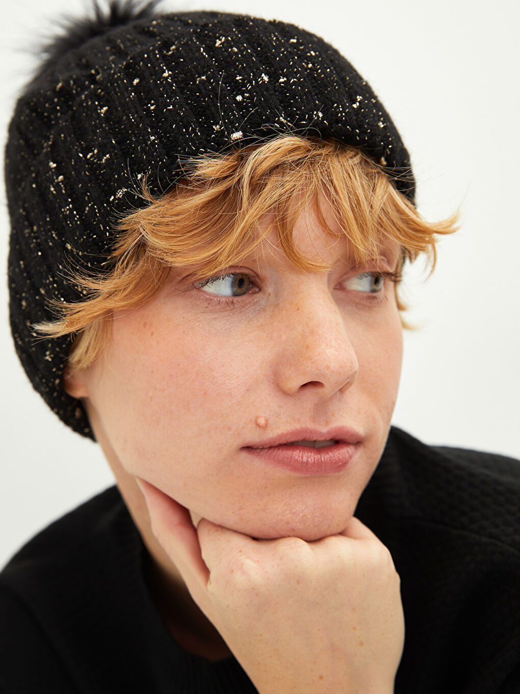 Pompom Detailed Women's Tricot Beanie