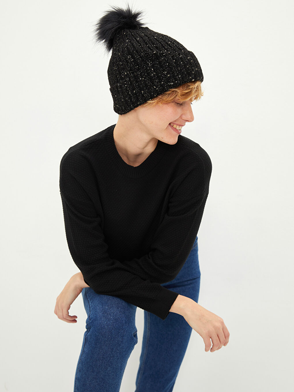 Pompom Detailed Women's Tricot Beanie-1