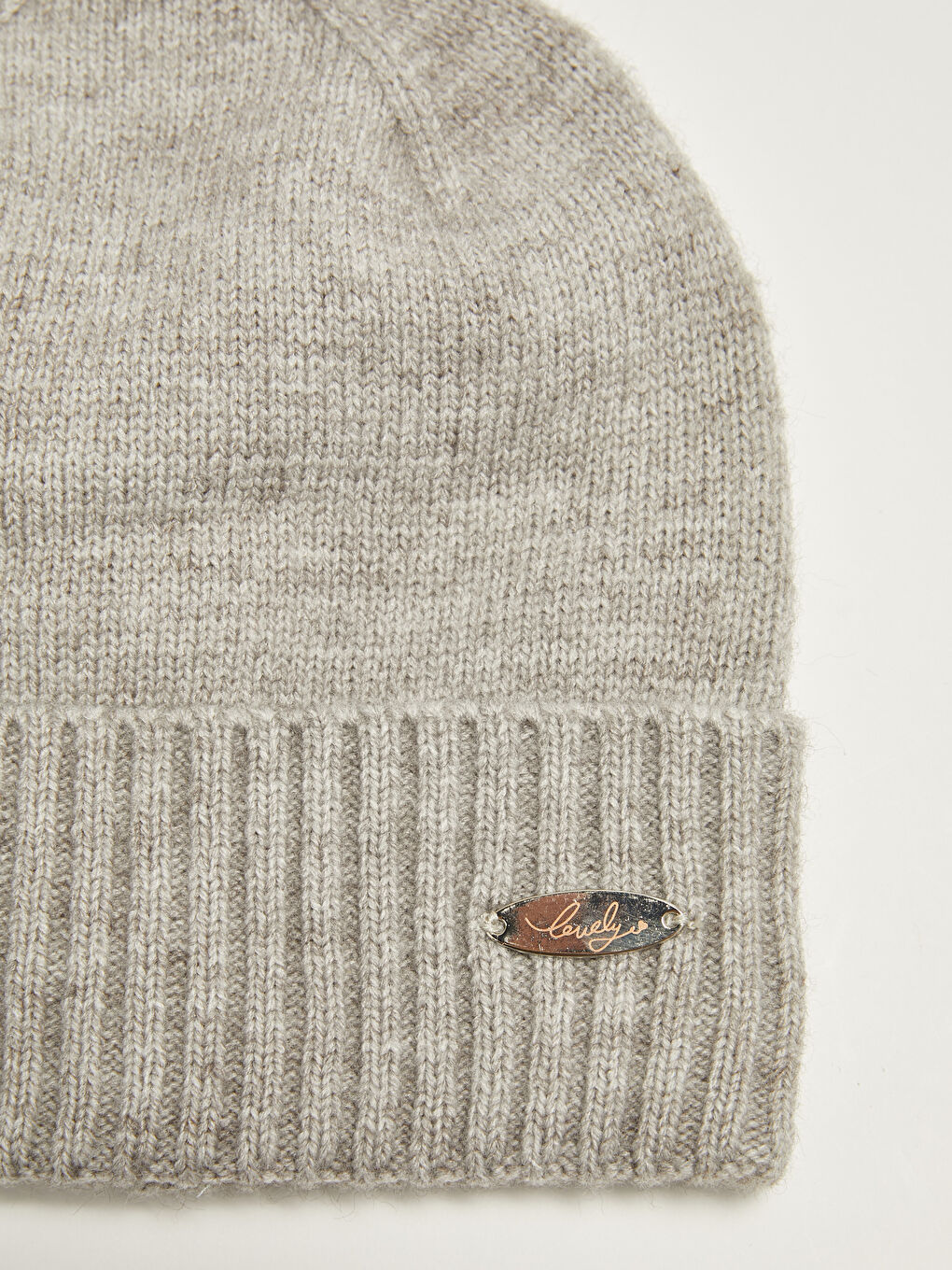 Женская трикотажная шапка-бини-4