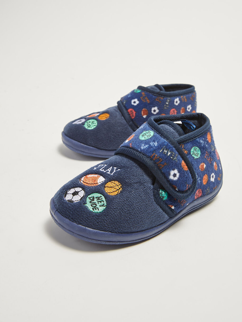 LCW STEPS Embroidery Detailed Velcro Slippers for Boy -W18598Z4-CRP