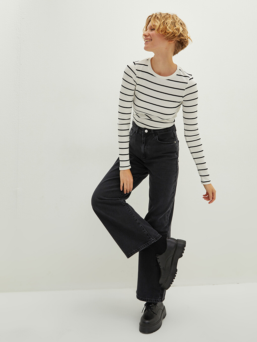 LCW Jeans High Waist Wideleg Pocket Detailed Women's Rodeo Jeans