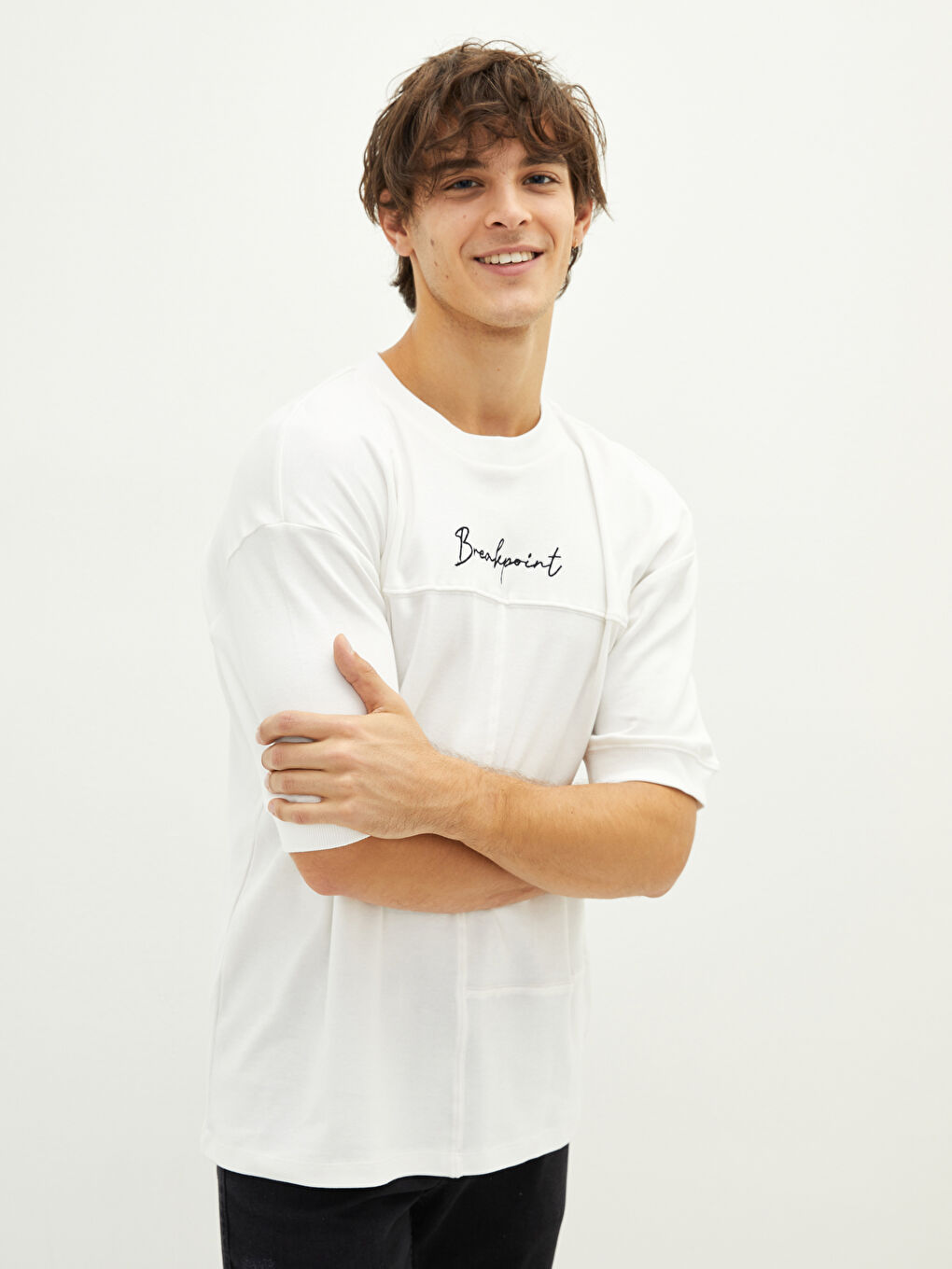 Ekru Bisiklet Yaka Kısa Kollu Baskılı Penye Erkek Tişört-2