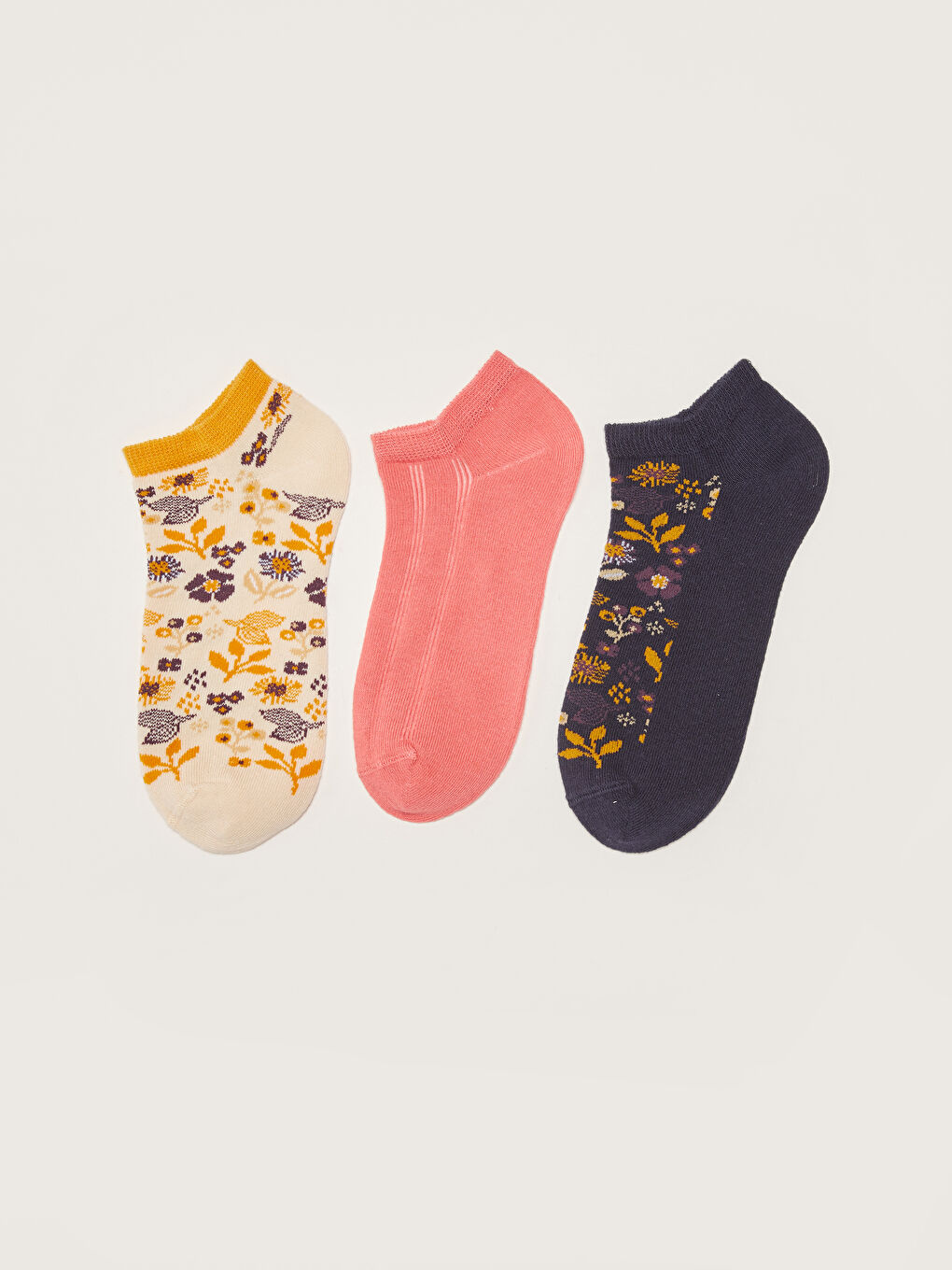 Floral Patterned Booties Socks 3-Pack-1