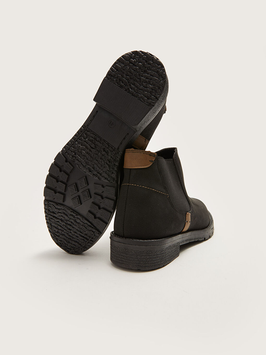Herren-Stiefeletten mit elastischen Seiten-3
