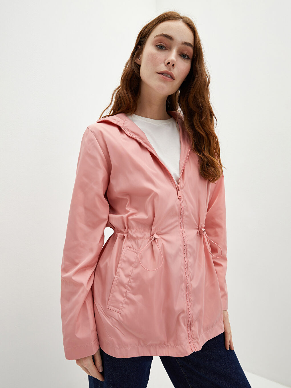 Kapüşon Yaka Düz Uzun Kollu Cep Detaylı Kadın Yağmurluk-1