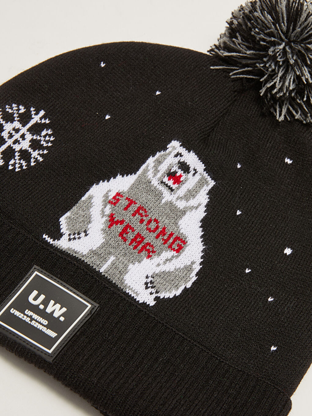 Ерлерге арналған рождестволық тақырыптағы помпонды тоқыма бини шапкасы-3