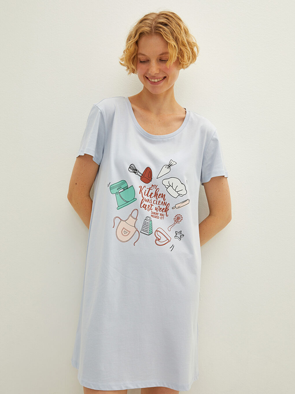 Mavi Bisiklet Yaka Baskılı Kısa Kollu Pamuklu Kadın Gecelik-1