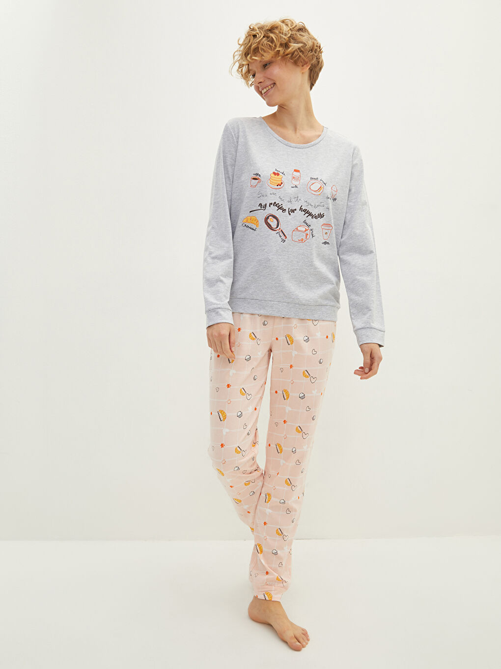 Pembe Bisiklet Yaka Baskılı Uzun Kollu Kadın Pijama Takımı