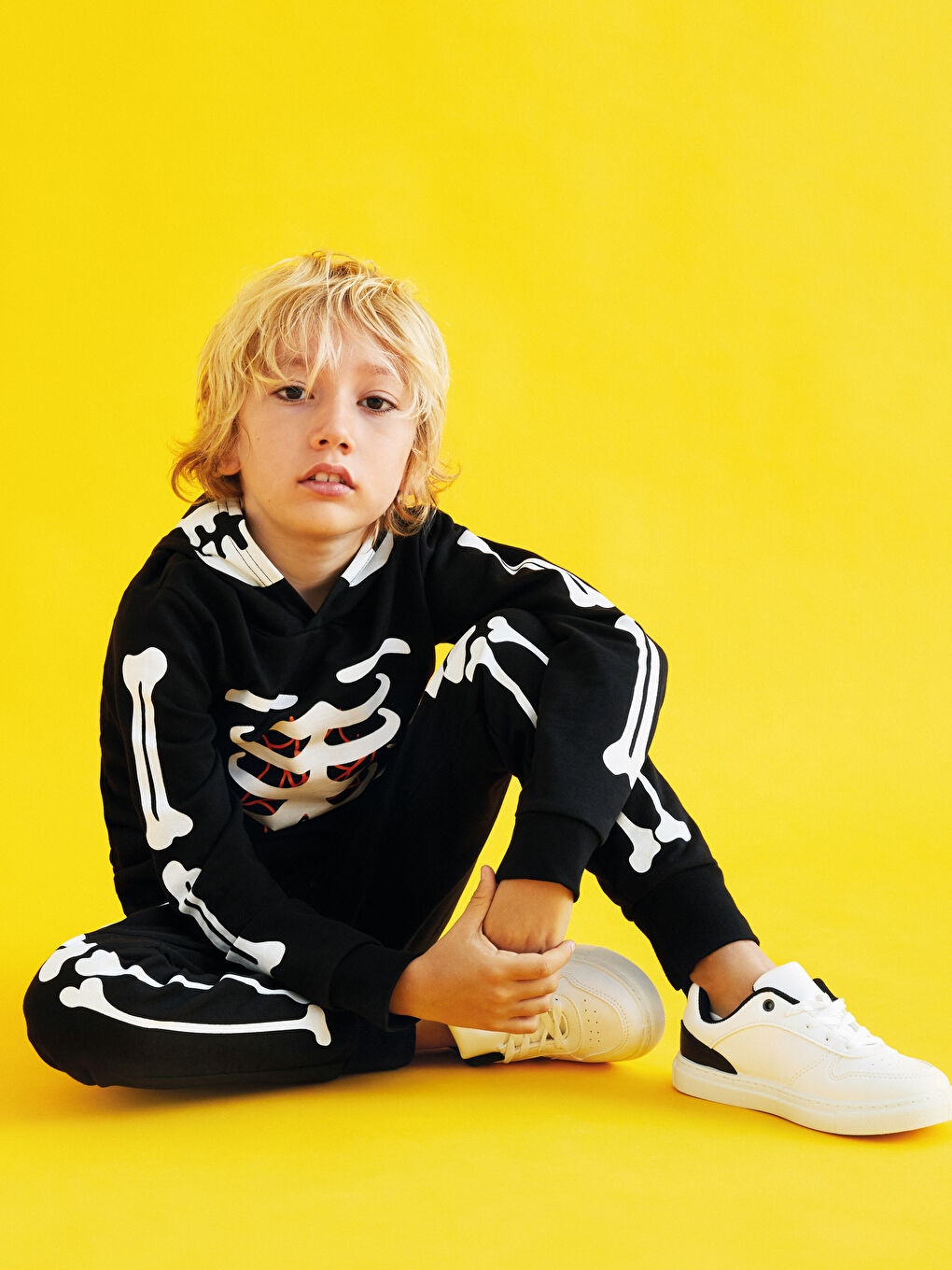 Siyah Kapüşonlu Baskılı Uzun Kollu Erkek Çocuk Sweatshirt ve Eşofman Altı-3