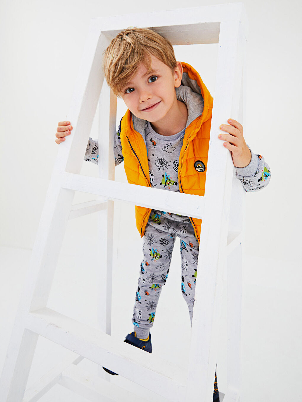 Crew Neck Printed Long Sleeve Boys' Sweatshirt-2