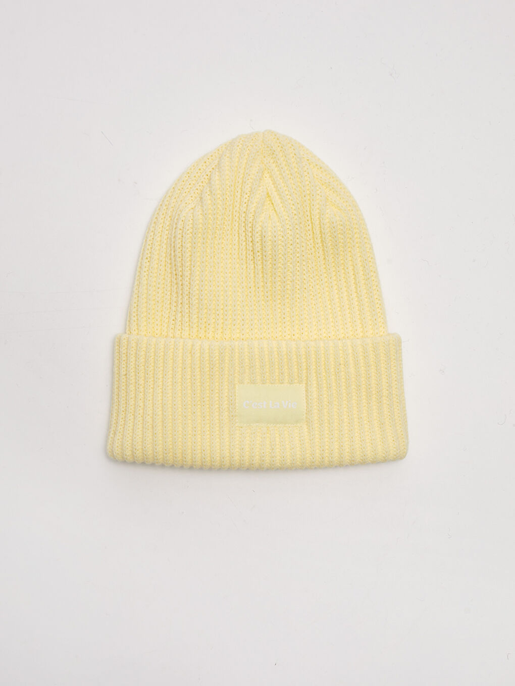 قبعة صغيرة مطبوعة للسيدات من التريكو