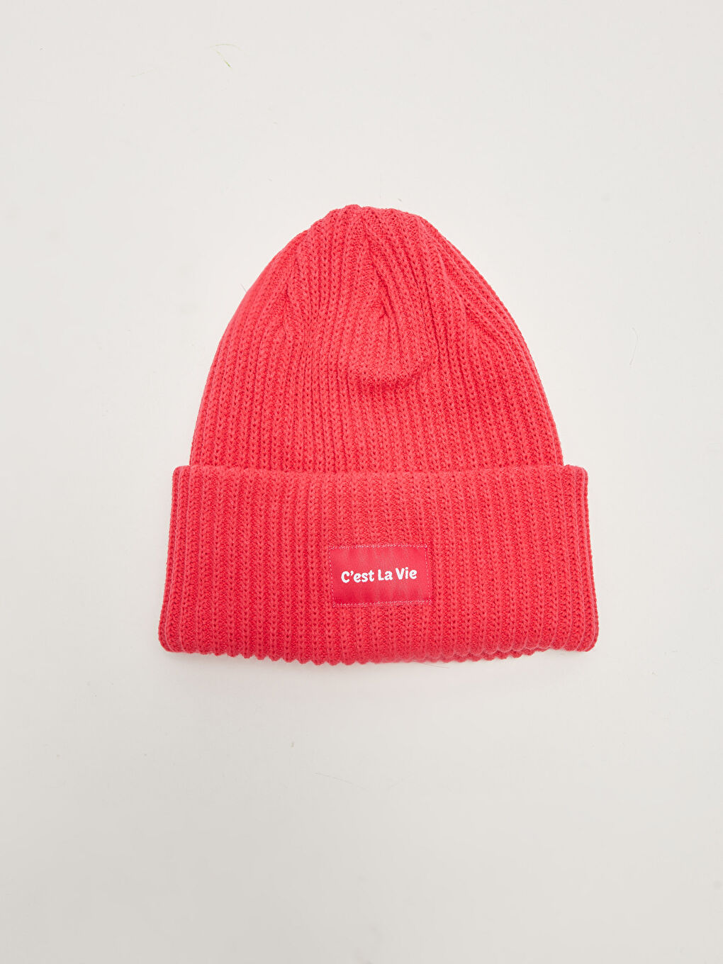 Fuşya Etiket Baskılı Kadın Triko Bere-1