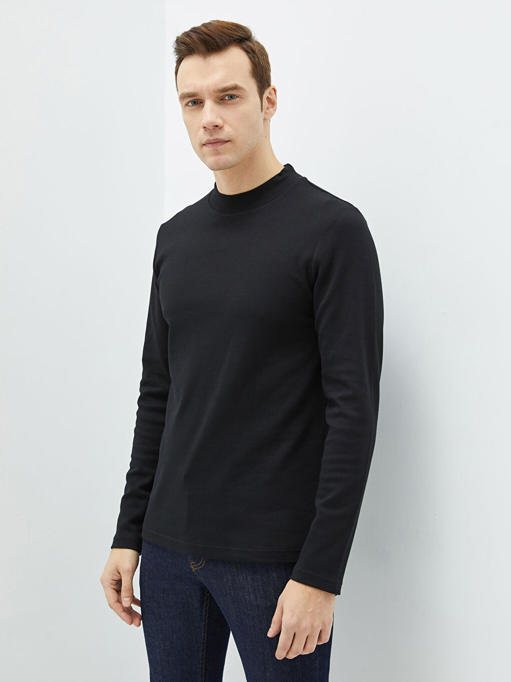 LCWAIKIKI Basic Crew Neck Basic Long Sleeve Men's T-shirt -W19193Z8-CVL