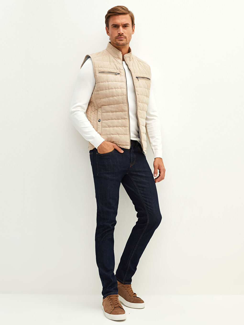 LC Waikiki Slim Fit Stand Up Collar Thick Suede Men's Vest -W19258Z8-CR8