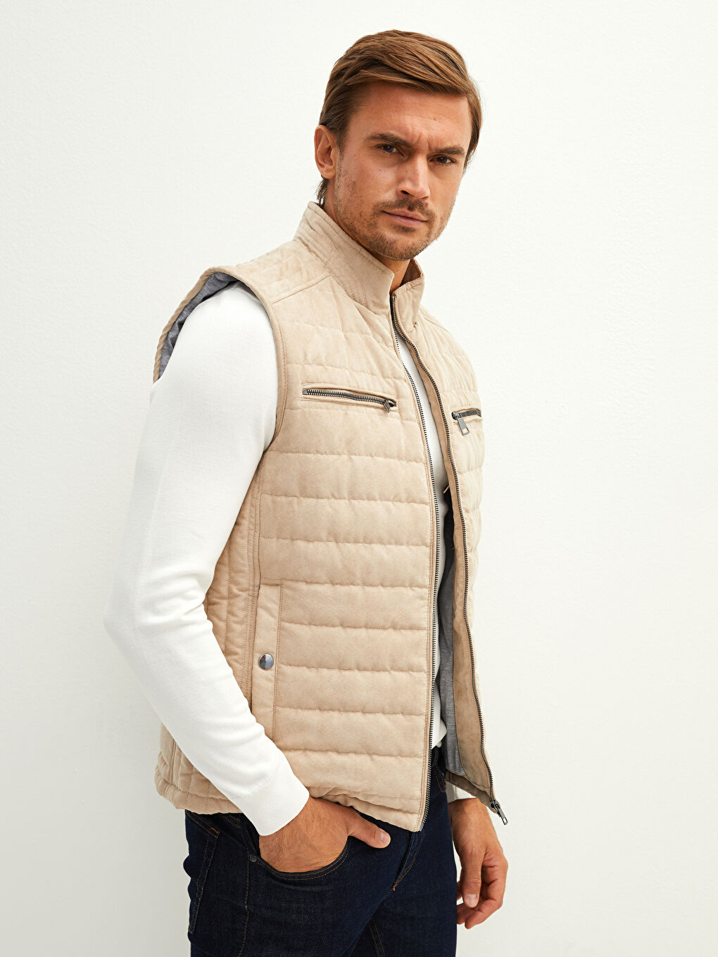 LC Waikiki Slim Fit Stand Up Collar Thick Suede Men's Vest -W19258Z8-CR8