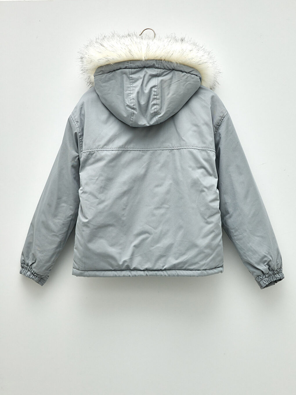 Gri Kapüşonlu Düz Cep Detaylı Uzun Kollu Kalın Kadın Parka-7