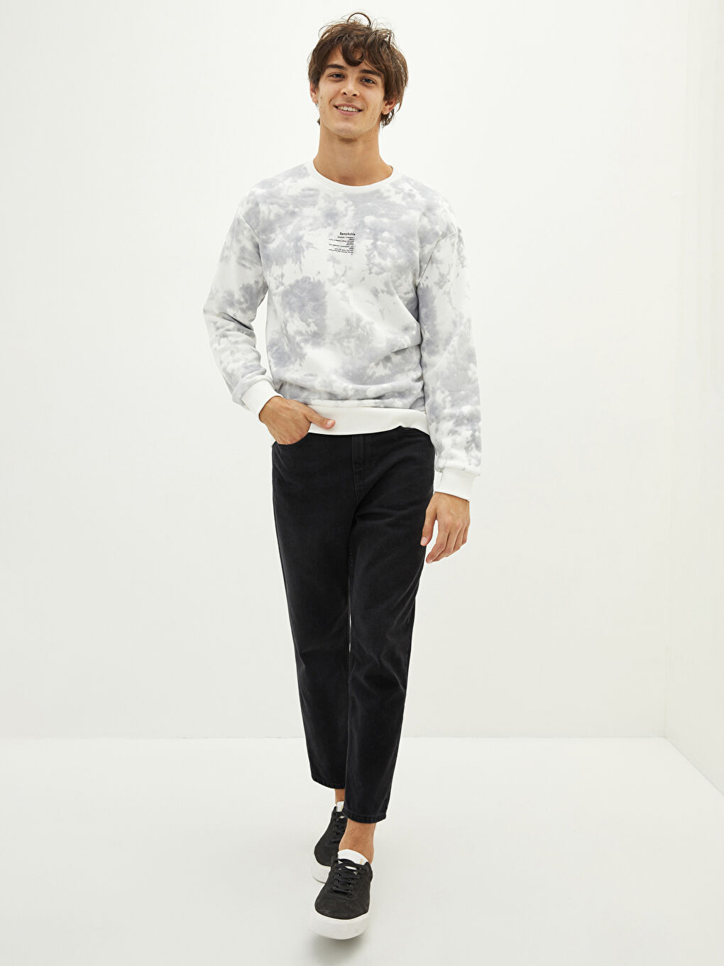 Beyaz Bisiklet Yaka Uzun Kollu Baskılı Kalın Erkek Sweatshirt-2