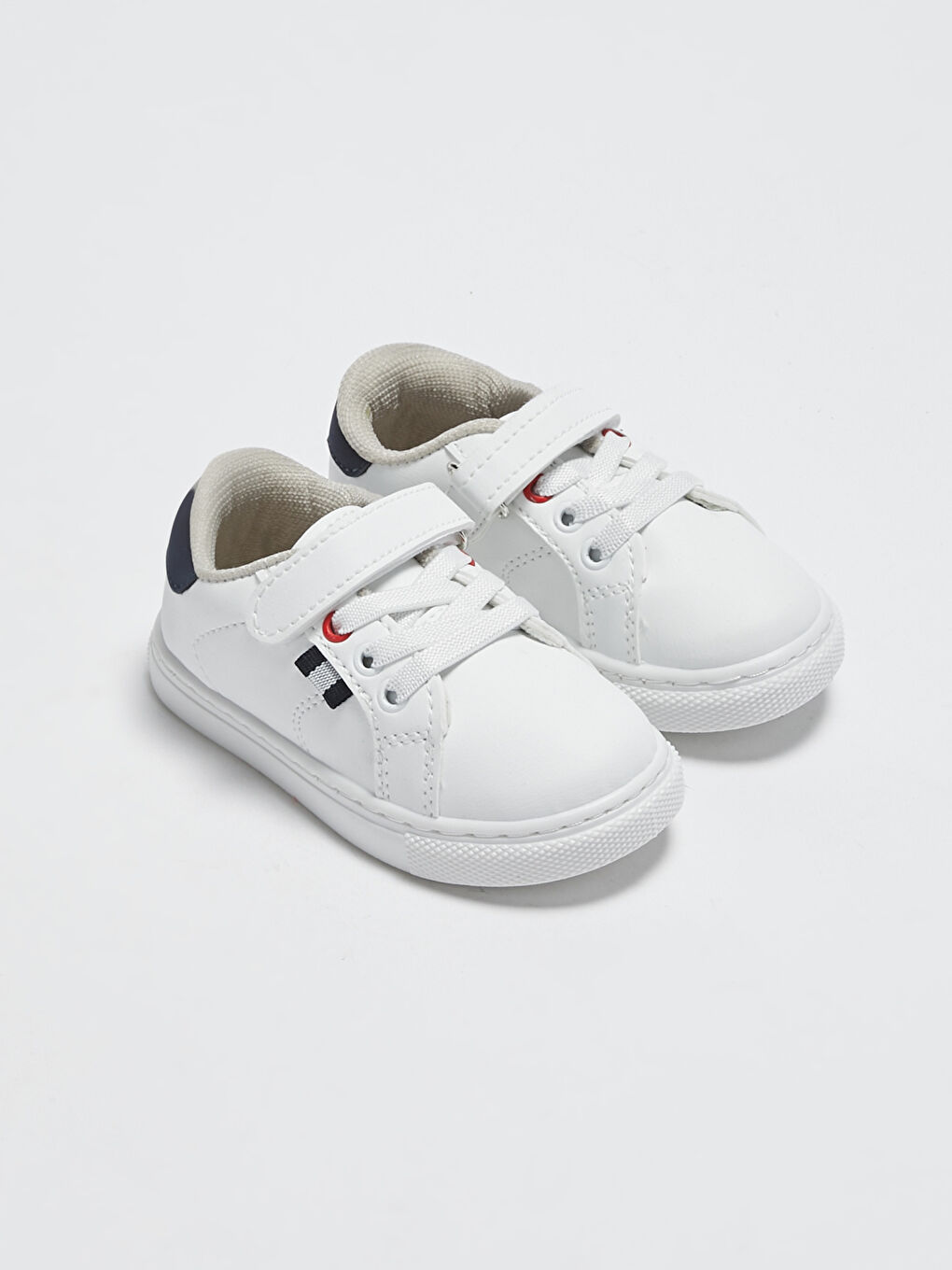 Beyaz Cırt Cırtlı Erkek Bebek Günlük Spor Ayakkabı