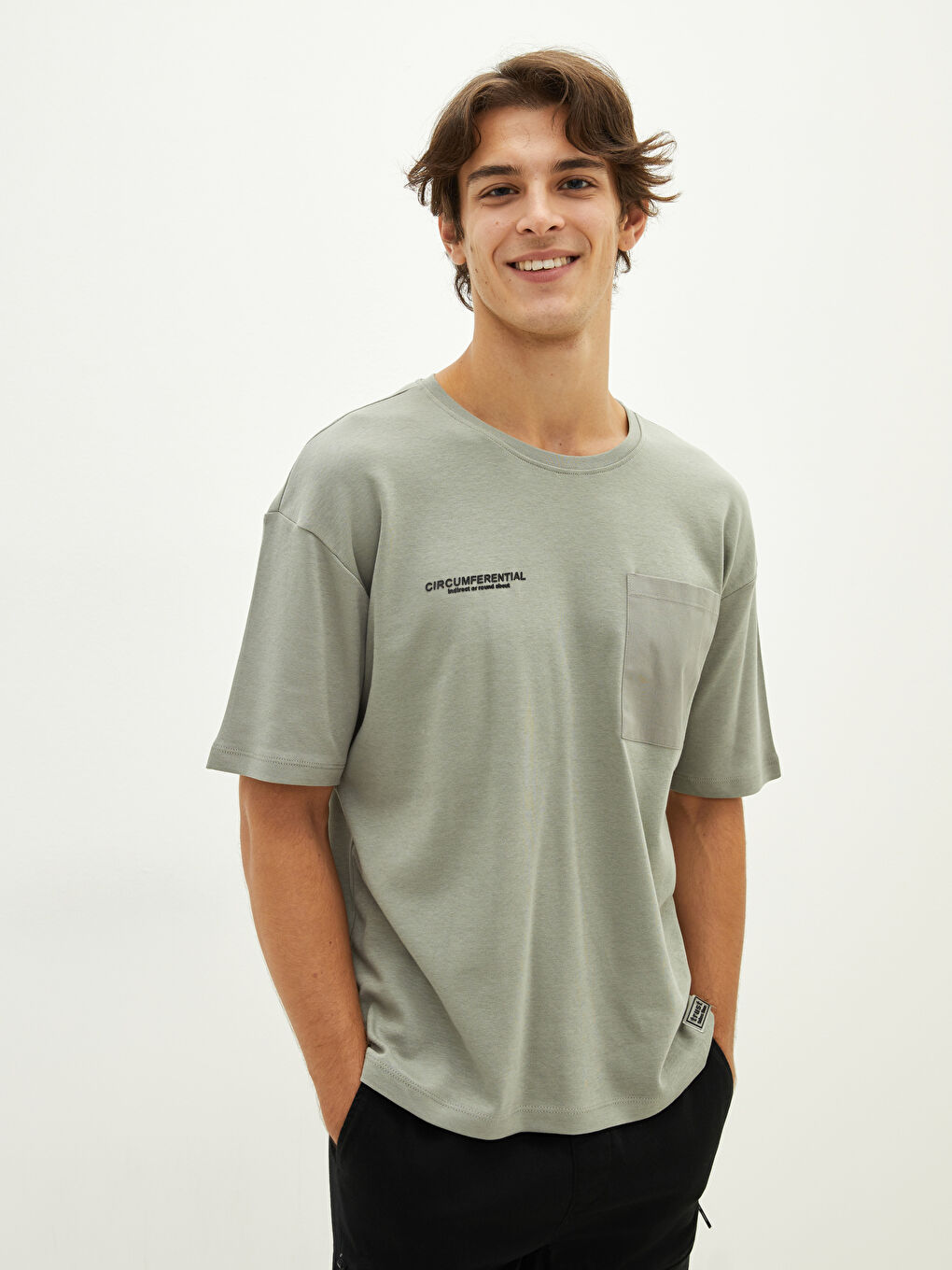 Haki Bisiklet Yaka Kısa Kollu Baskılı Penye Erkek Tişört-2