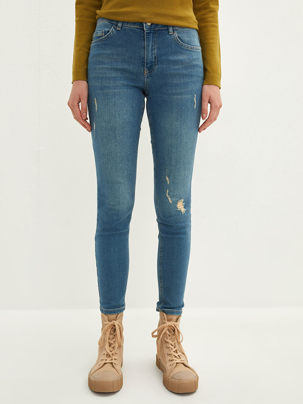 LCW Jeans Normal Waist Mercury Skinny Fit Women's Rodeo Jean Trousers with Pocket Detail -W19687Z8-507