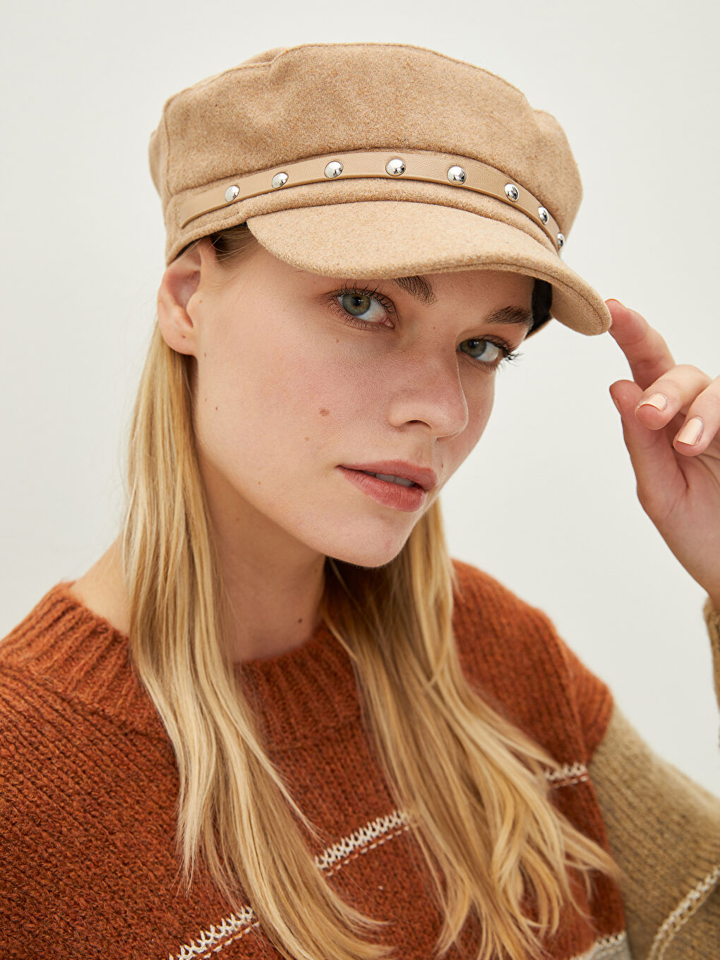 Bej Kaşe Kadın Denizci Şapka