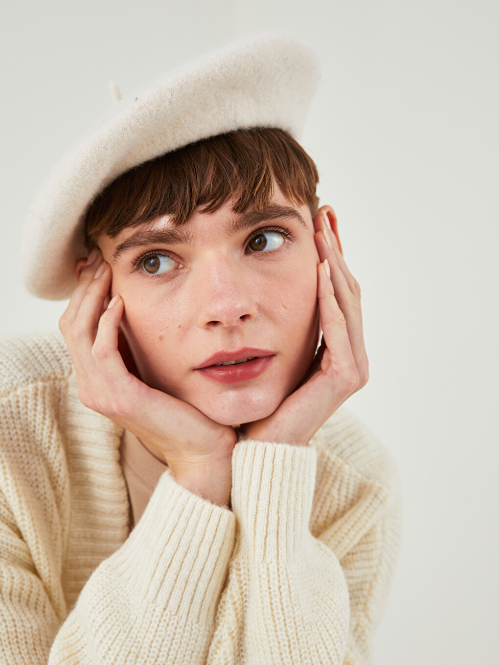Stamp Female Painter Hat-2