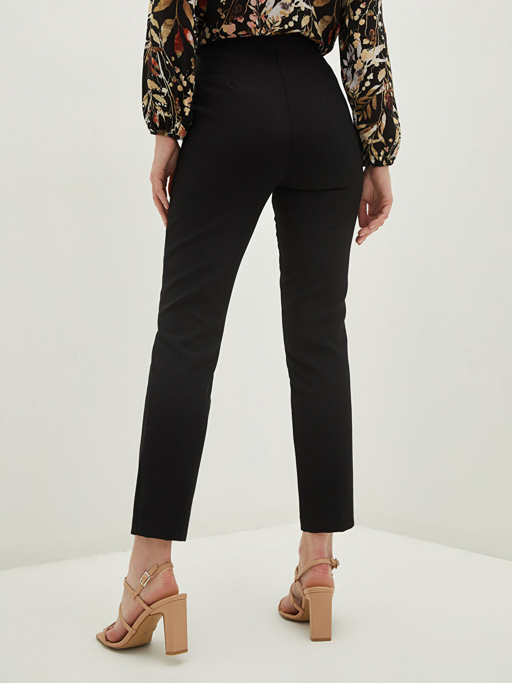 Women's Slim Fit Plain Trousers-3