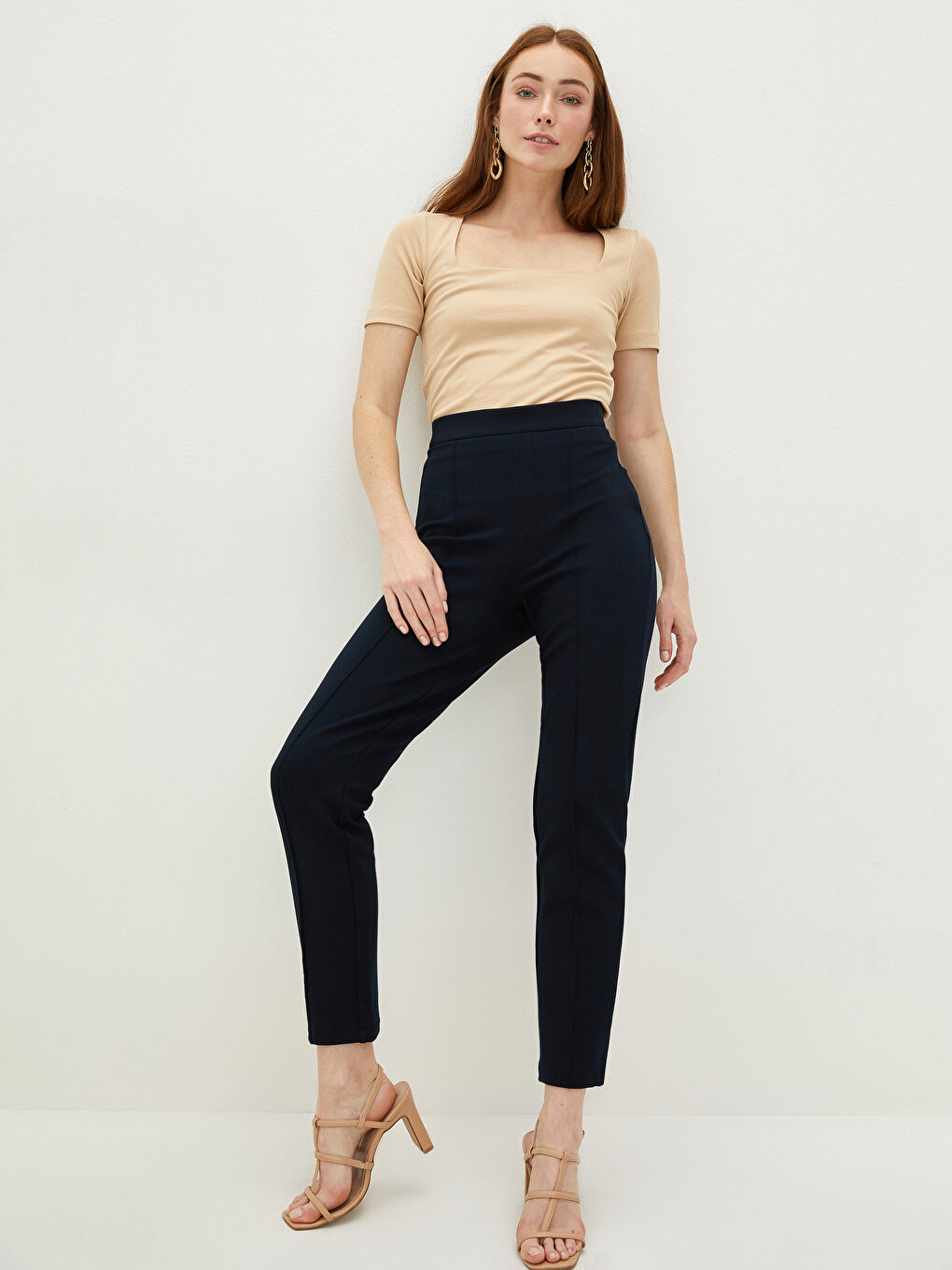 Women's Slim Fit Straight Pocket Detailed Trousers-2