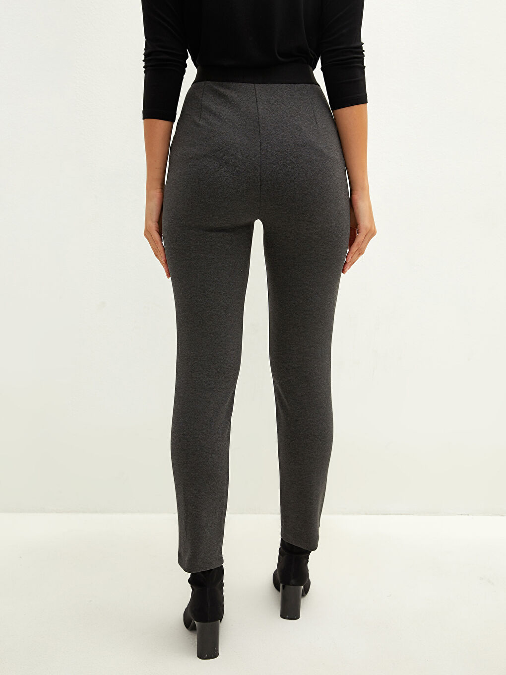 High Waist Slim Fit Women's Straight Pocket Detailed Trousers-4