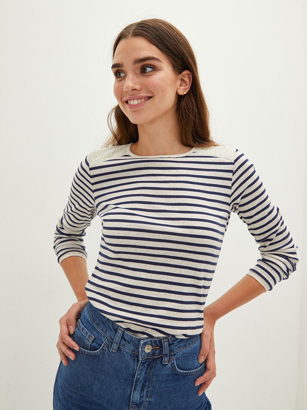 Crew Neck Striped Long Sleeve Women's T-Shirt-3