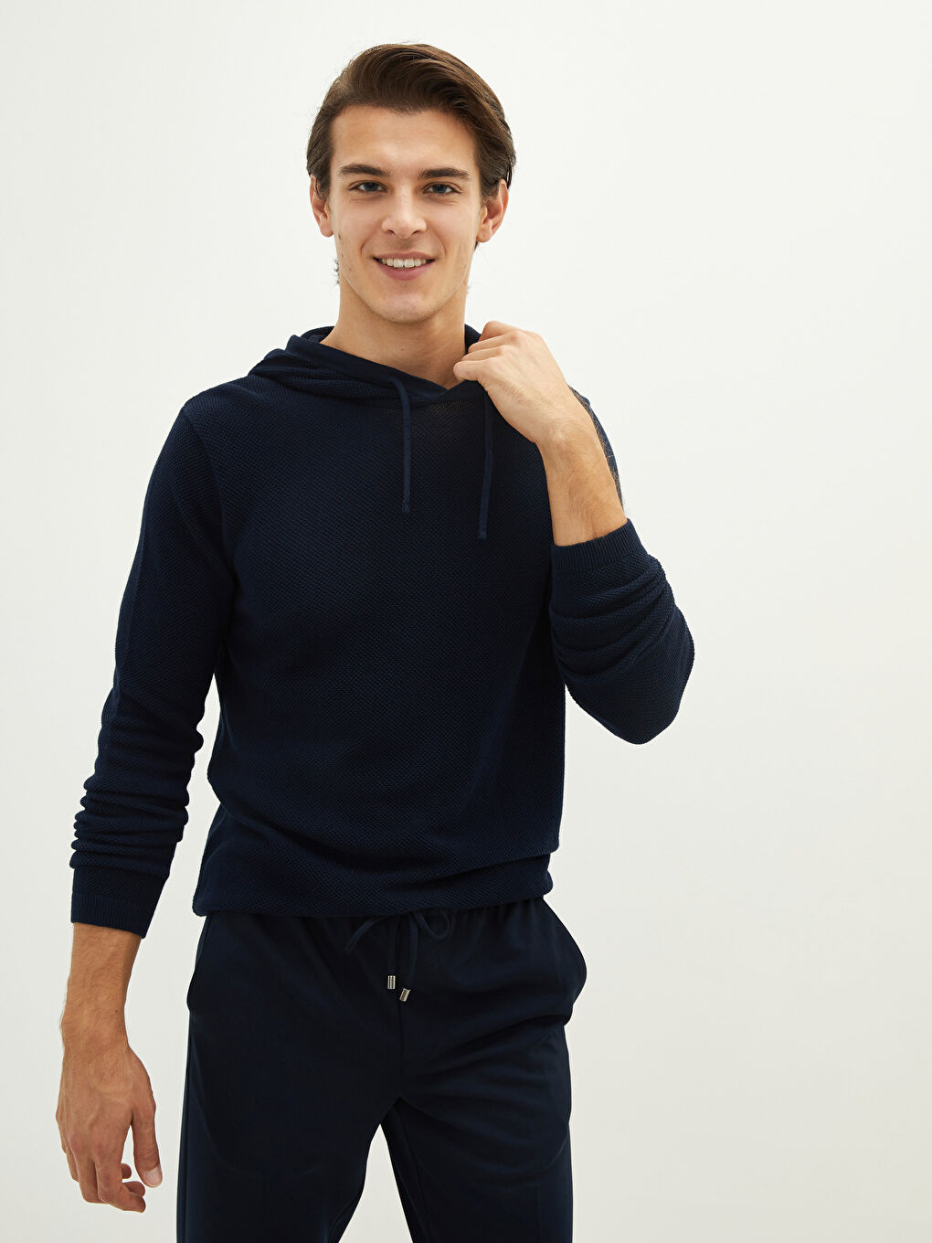 Lacivert Kapüşonlu Uzun Kollu Erkek Triko Kazak-1