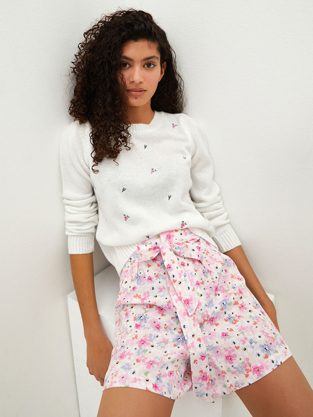 شورت فيسكوز مُزهر بوسط مطاطي للسيدات-7