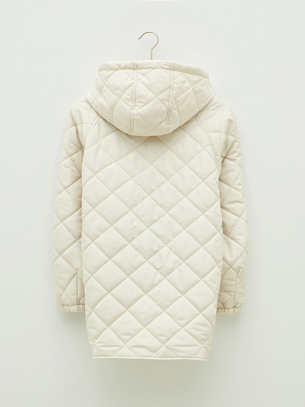 Bej Kapüşonlu Kapitone Desenli Uzun Kollu Kadın Şişme Mont-8