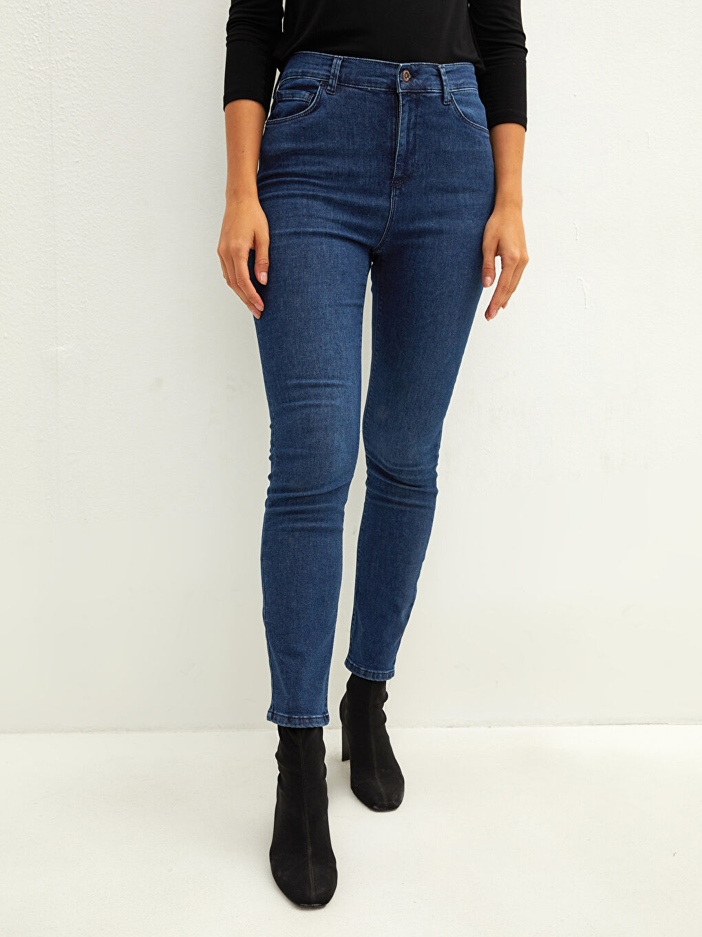 High Waist Slim Fit Women's Jeans-2