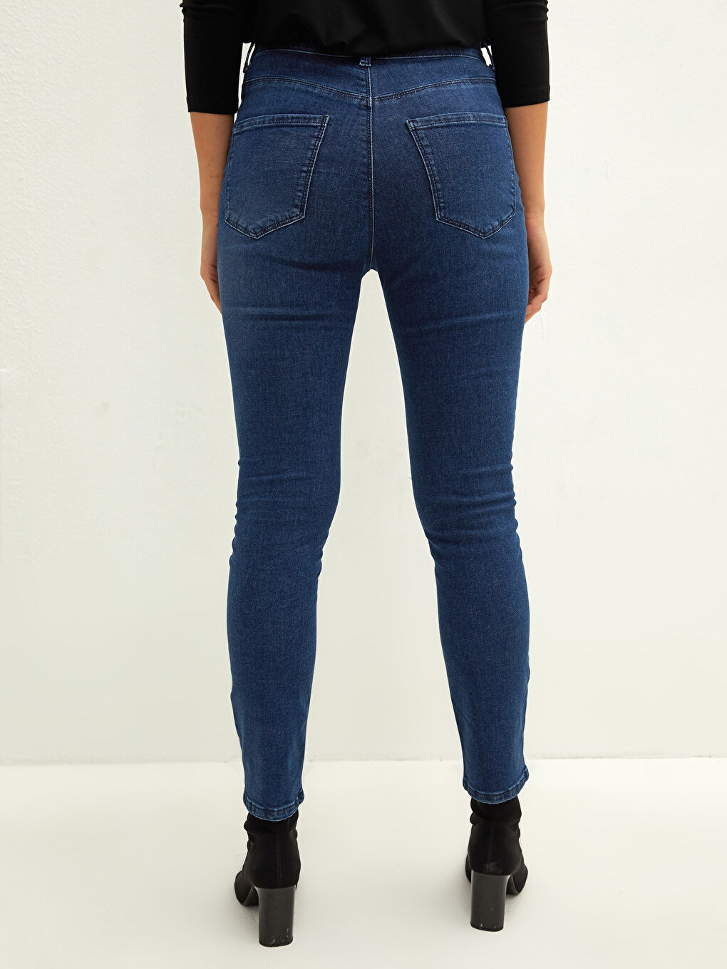 High Waist Slim Fit Women's Jeans-3