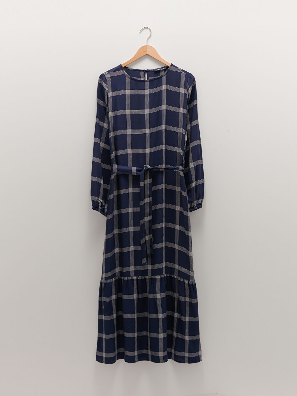 فستان نسائي بقصة A كم طويل بنقشة المربعات برقبة دائرية من الفيسكوز-5