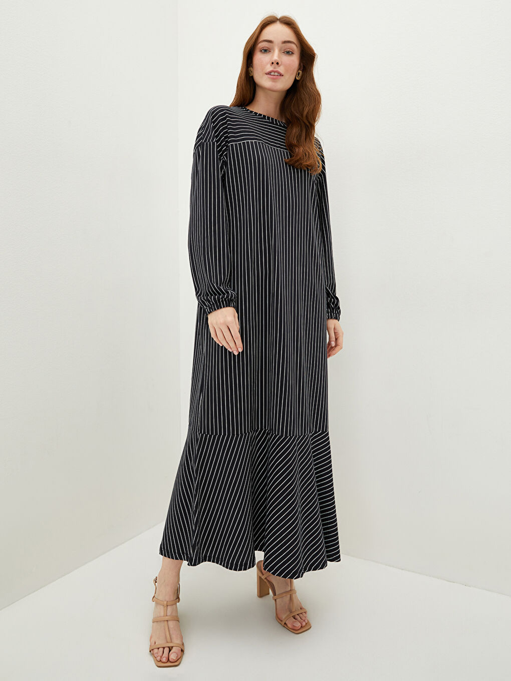 Siyah Bisiklet Yaka Çizgili Uzun Kollu Viskon Kadın Elbise