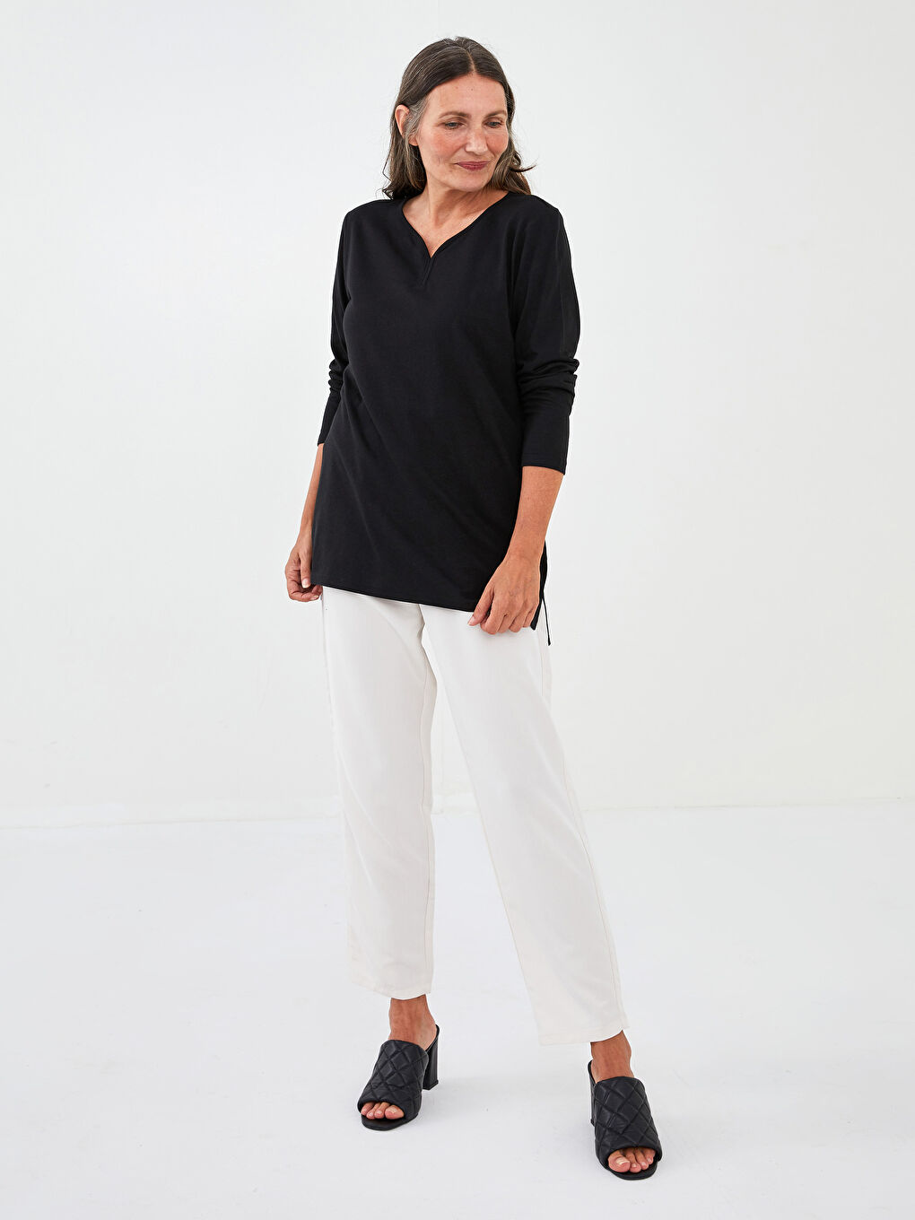 Žena CRNA Majica kratkih rukava-1