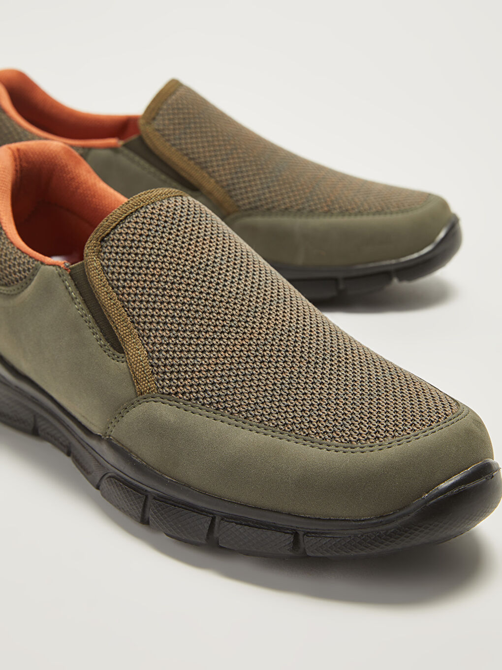 Haki Slip On File Detaylı Erkek Spor Ayakkabı-2