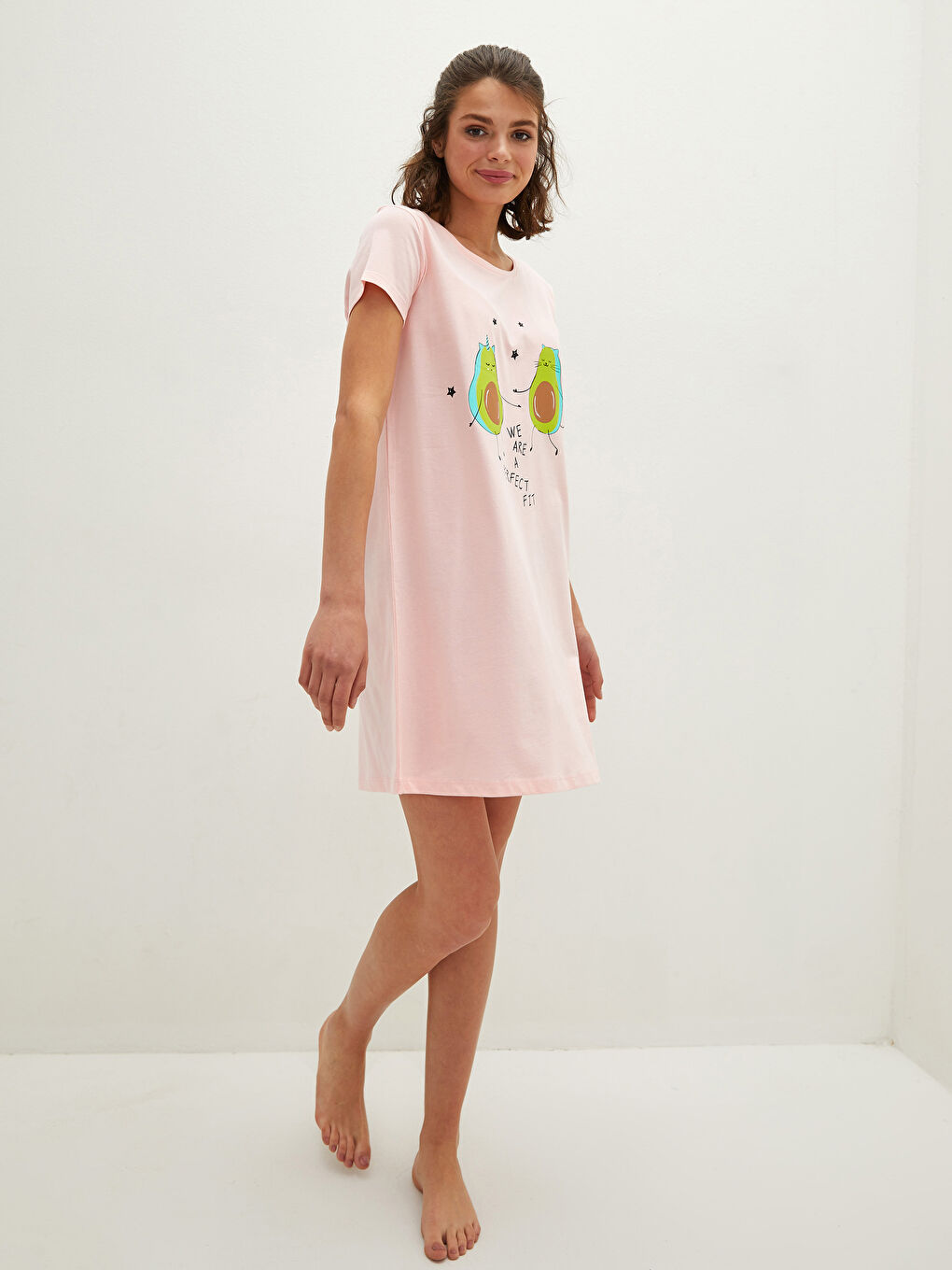 Pembe Bisiklet Yaka Baskılı Kısa Kollu Kadın Gecelik-2