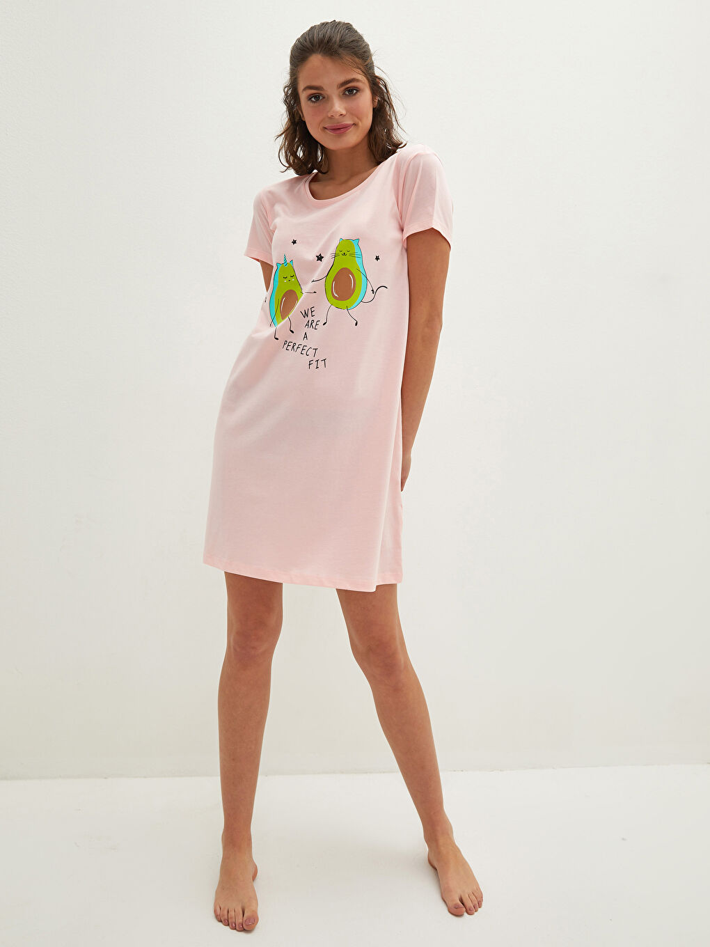 Pembe Bisiklet Yaka Baskılı Kısa Kollu Kadın Gecelik-3
