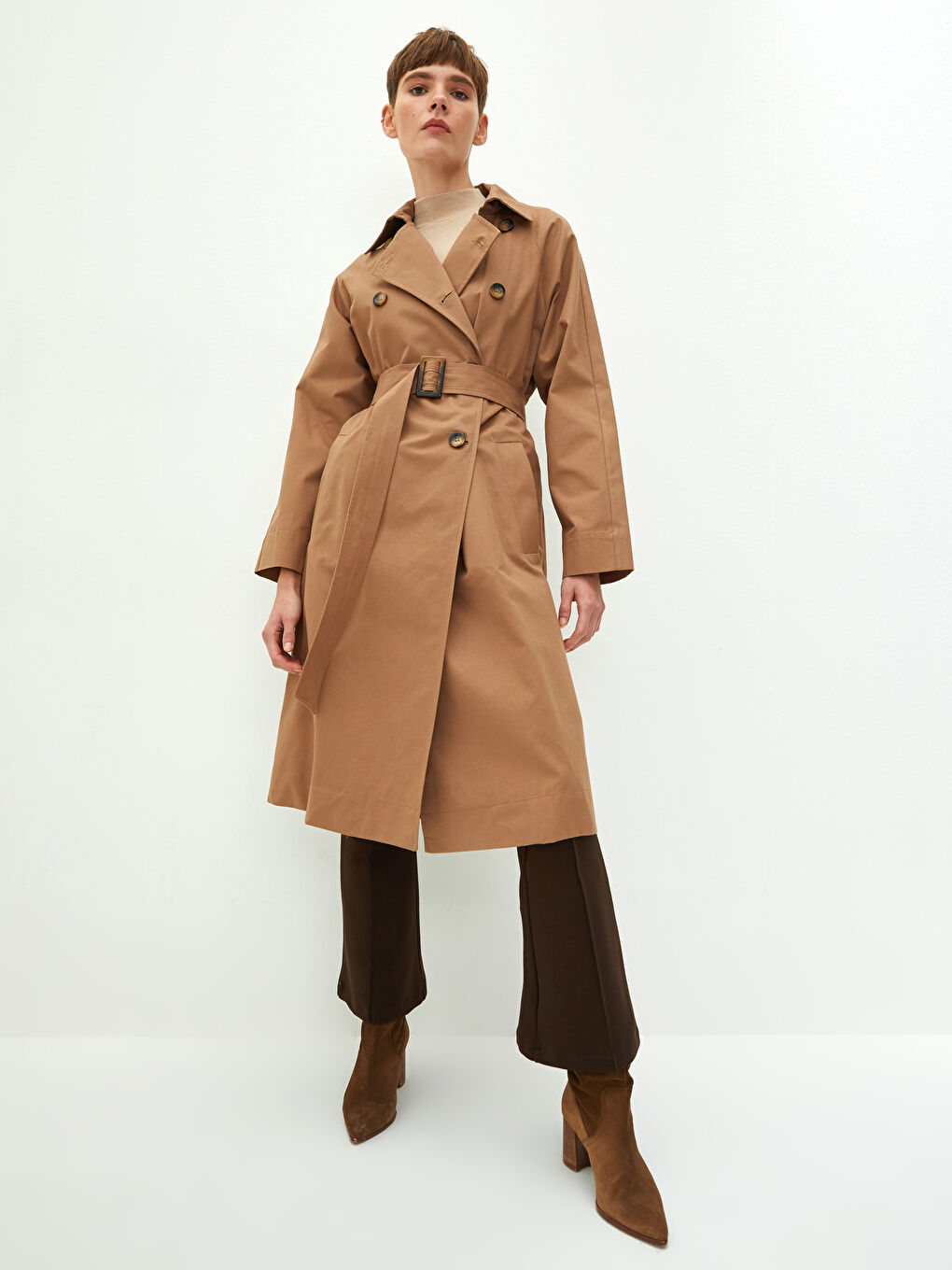 معطف ترنش قطن للسيدات بياقة جاكت مستقيمة كم طويل بحزام على الخصر-2