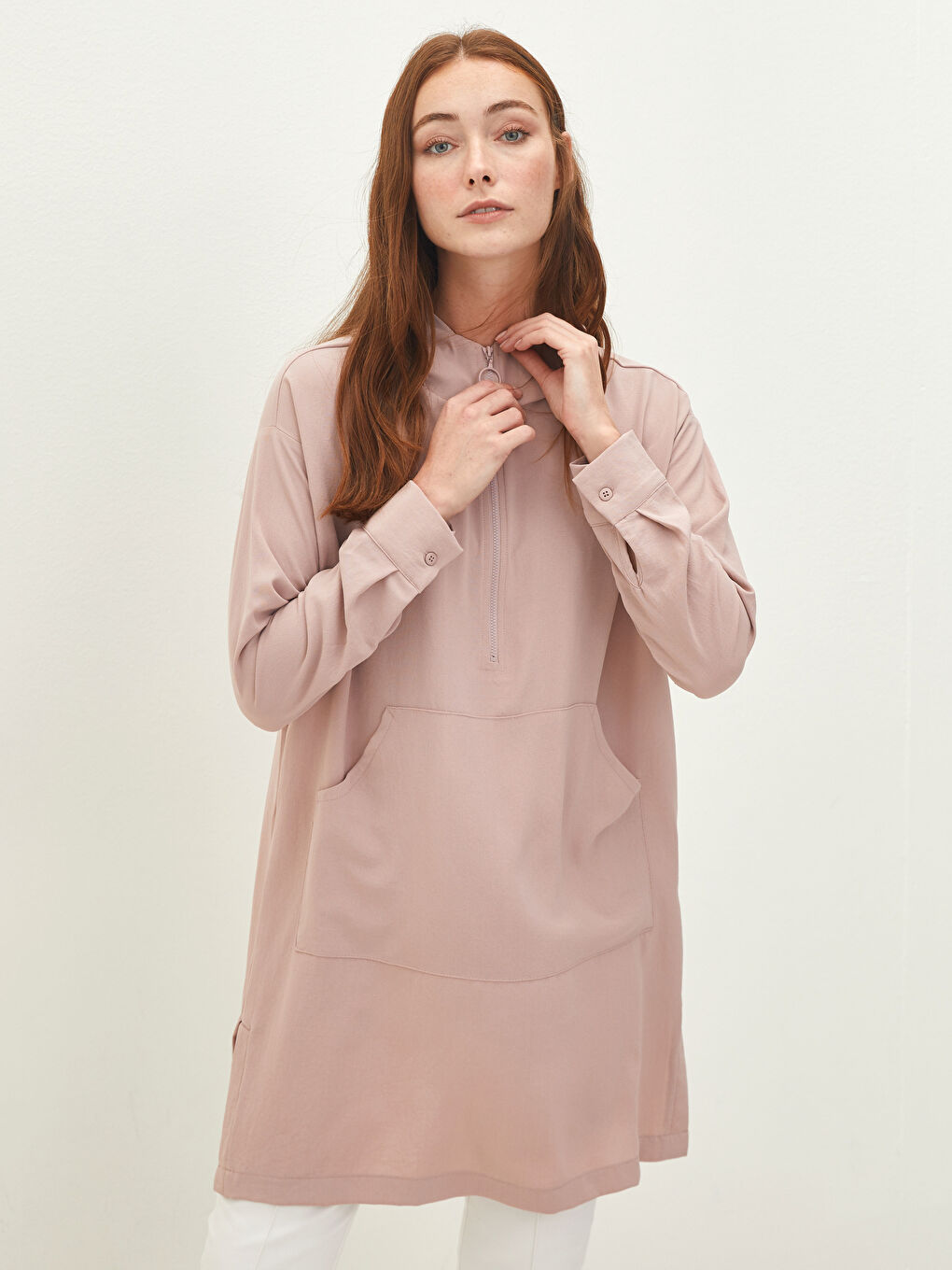 تونیکی قۆڵ درێژ کڵاودار ئاسایی بۆ ژنان