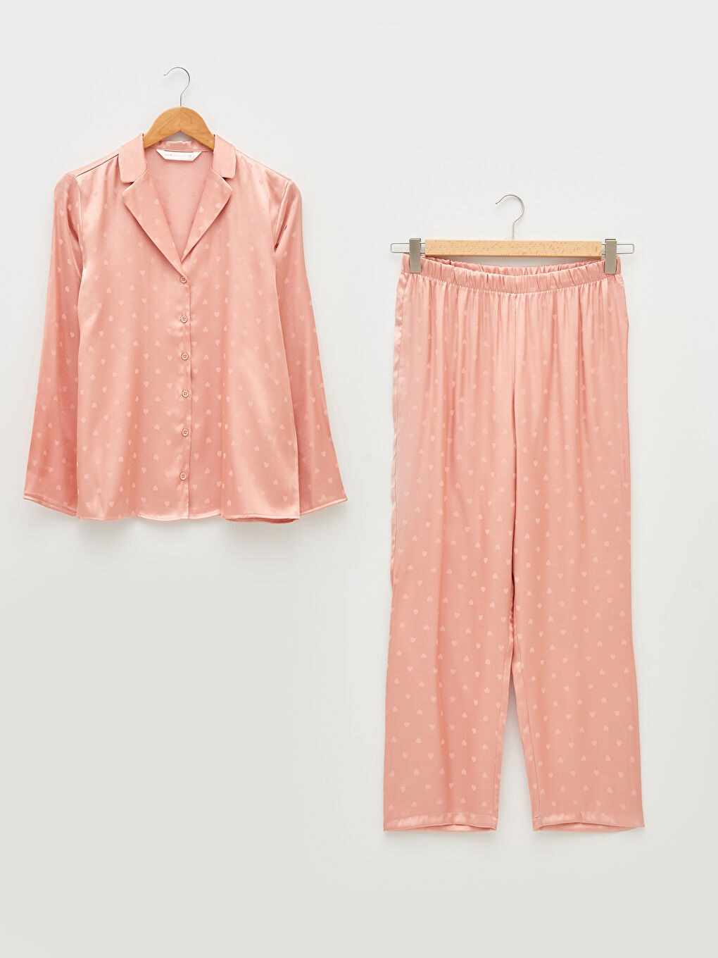 Pembe Gömlek Yaka Kalp Desenli Uzun Kollu Kadın Pijama Takımı-5